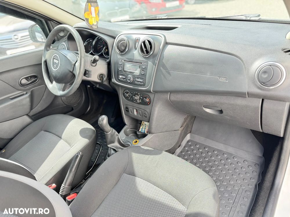 Dacia Logan 1.2 Acces - 3