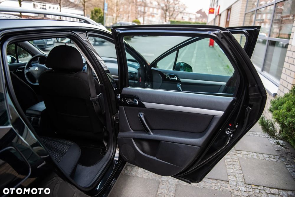 Peugeot 407 HDi 140 JBL - 21