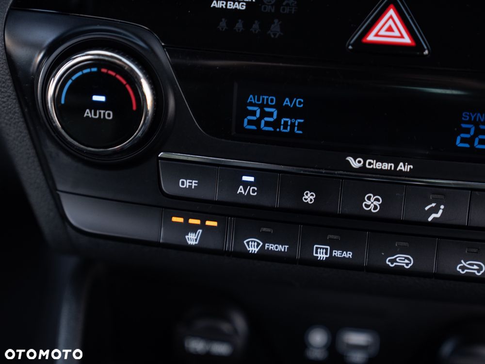 Hyundai Tucson blue 1.7 CRDi 2WD Trend - 38