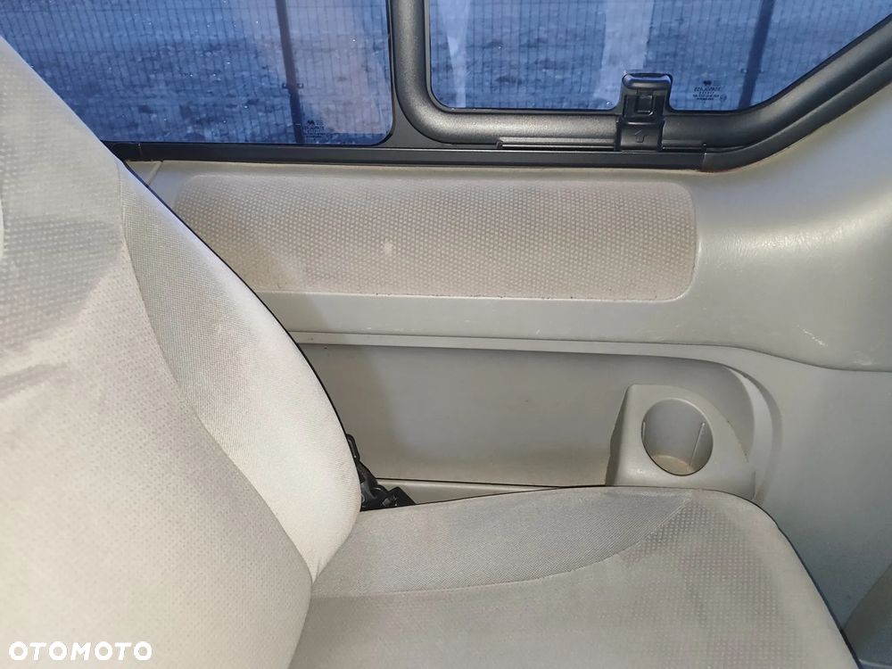 Opel Vivaro Tour - 4