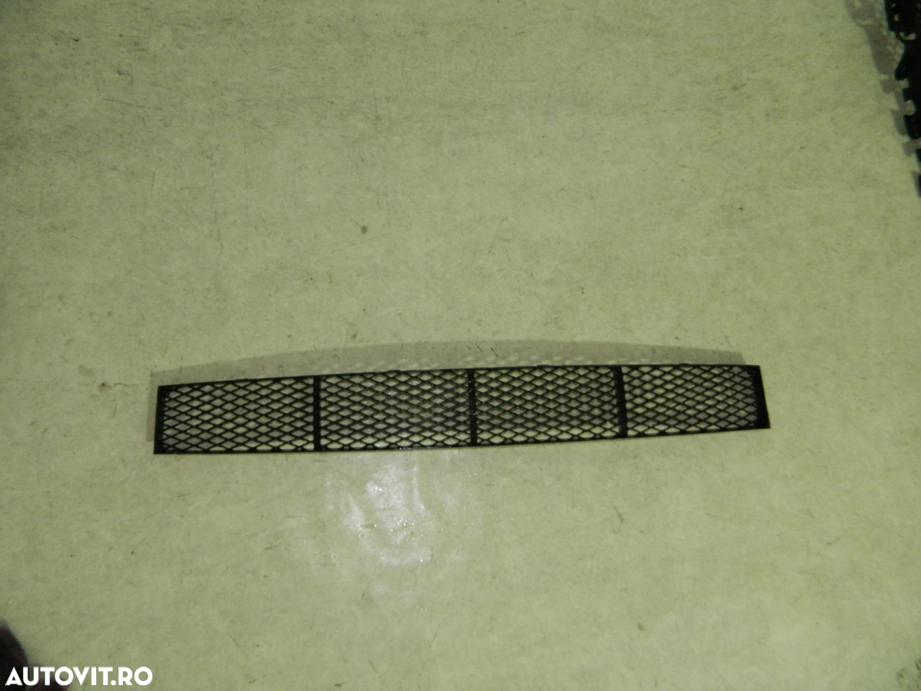 Grila centrala bara fata, Ford Focus, 98-01, 98-AB-A018A58 - 1
