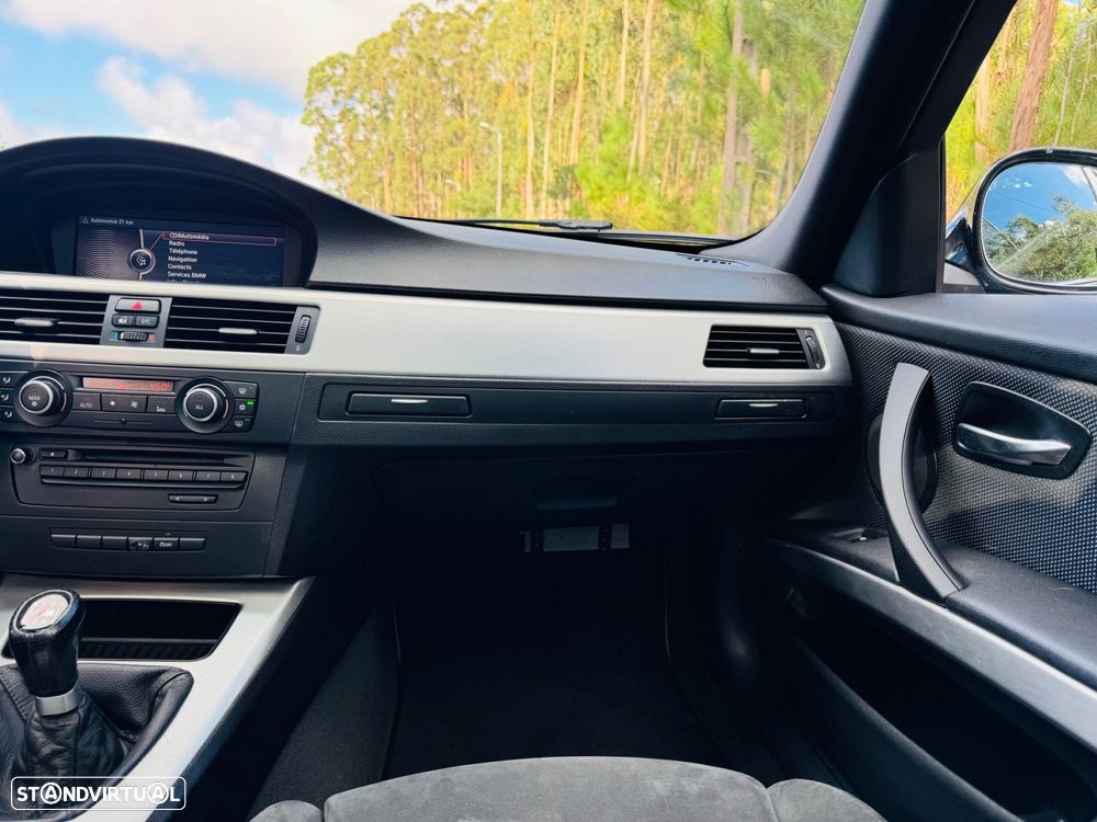 BMW 320 d Touring Pack M - 41