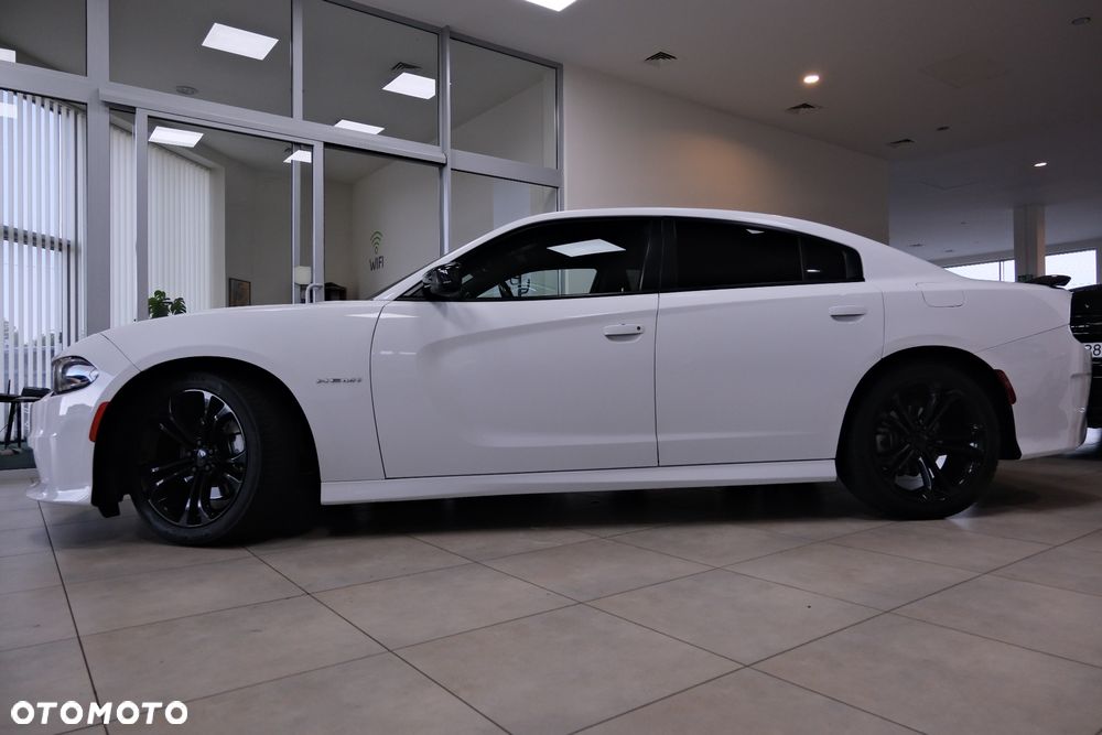 Dodge Charger 5.7 R/T - 19
