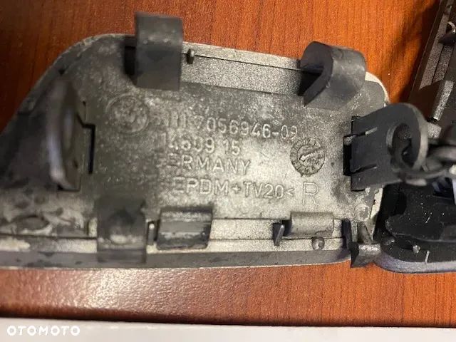 ZAŚLEPKA SPRYSKIWACZA PRAWA 7056946 BMW E60 E61 - 5