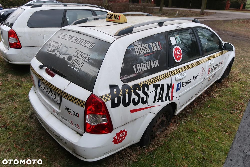 Chevrolet Nubira - 8