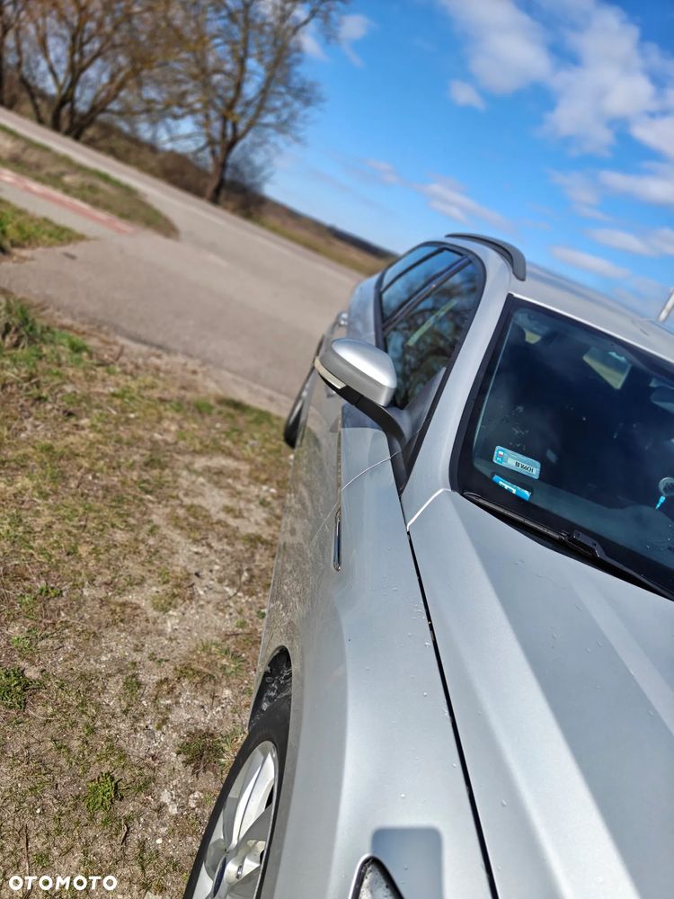 Ford Mondeo 2.0 TDCi Ambiente - 14