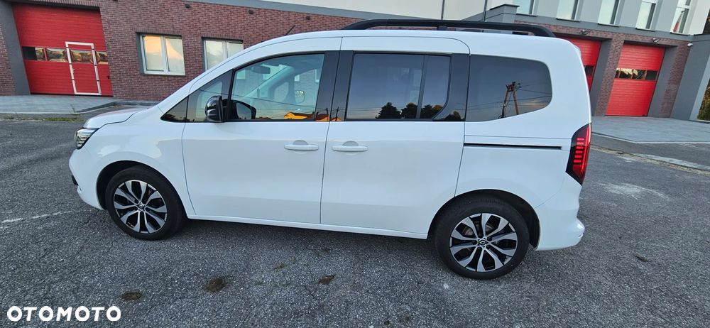 Renault 4 E-Tech - 8