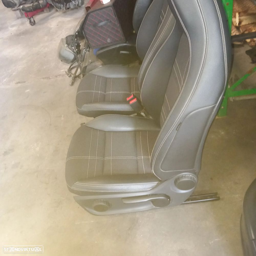 Conjunto de bancos mercedes-benz cla w176 - 6