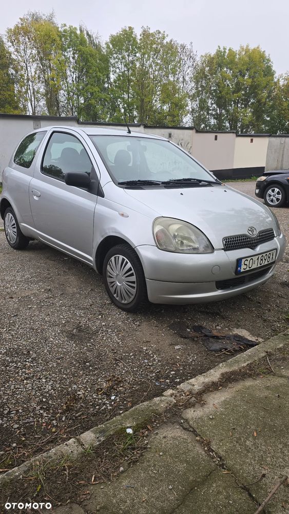 Toyota Yaris 1.0 Base - 4