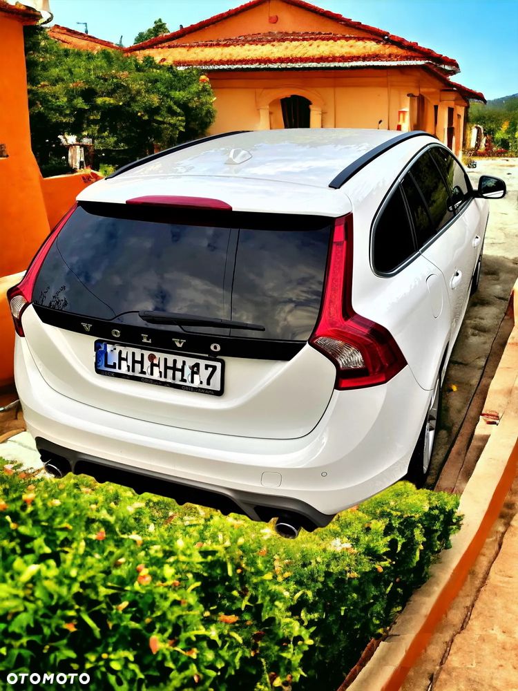 Volvo V60 Cross Country D4 AWD Geartronic - 11