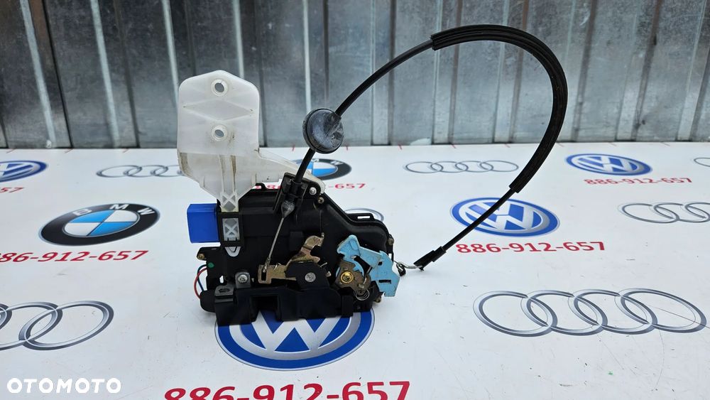 VW Caddy 2K III 3 2003- Kompletny zamek drzwi przód prawy Zamek drzwi przednich prawych 3D1837016 EUROPA 9 PIN - 4