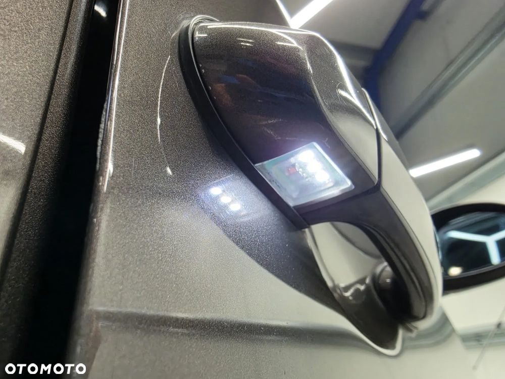 BMW Seria 1 118i - 20