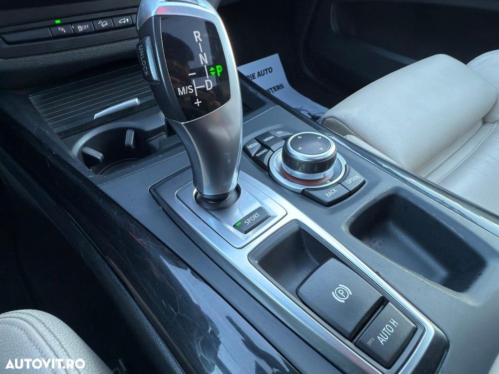 BMW X5 xDrive30d - 7