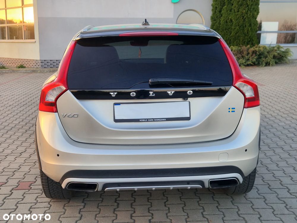 Volvo V60 T5 Drive-E Summum - 5