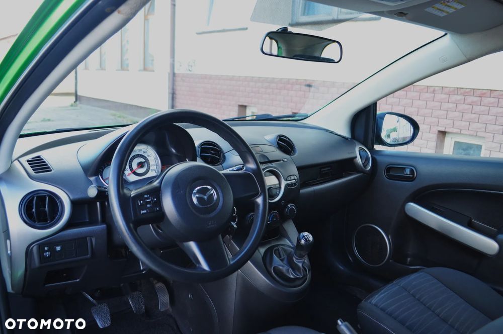 Mazda 2 1.3 Dynamic - 11