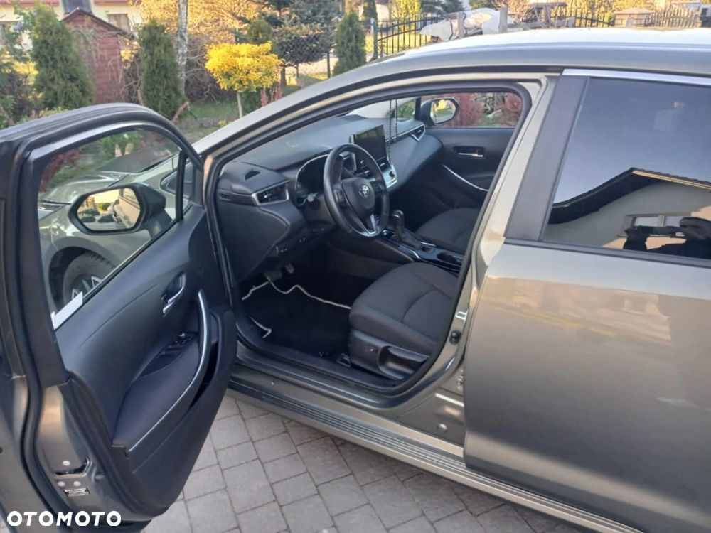 Toyota Corolla 1.8 Hybrid Executive - 9