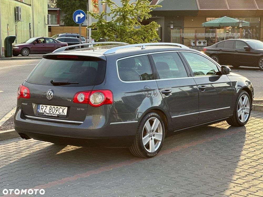 Volkswagen Passat 2.0 TDI DPF Sportline - 1