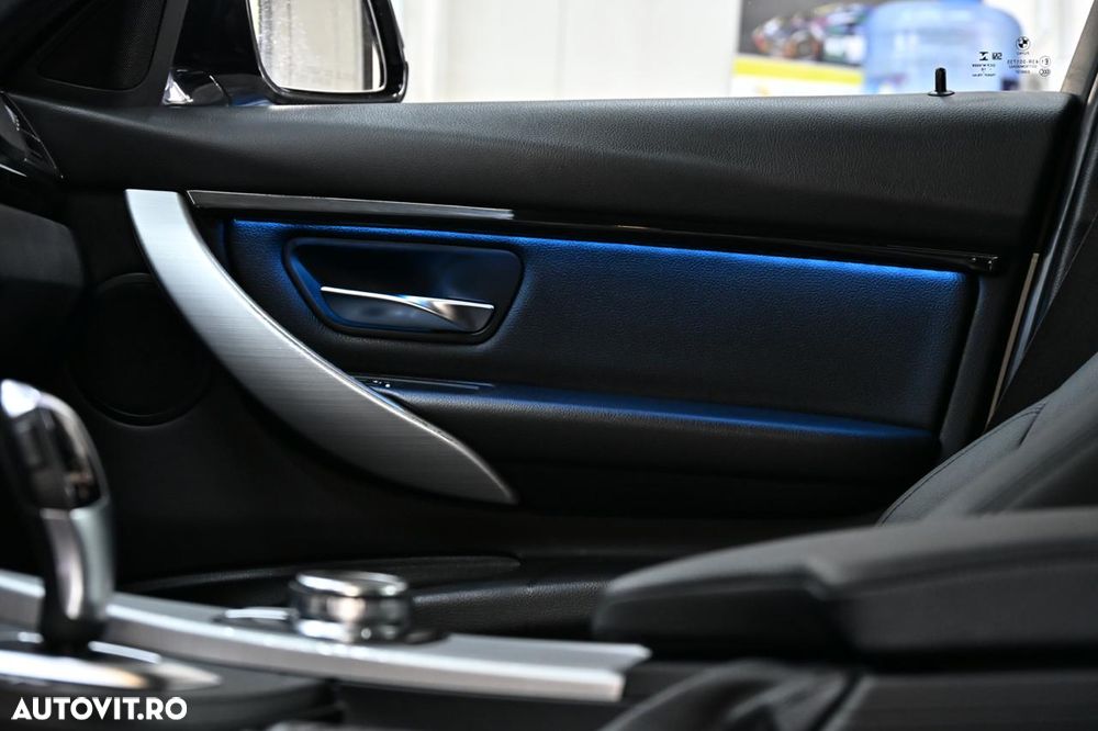 BMW Seria 3 330i xDrive Aut. M Sport - 7