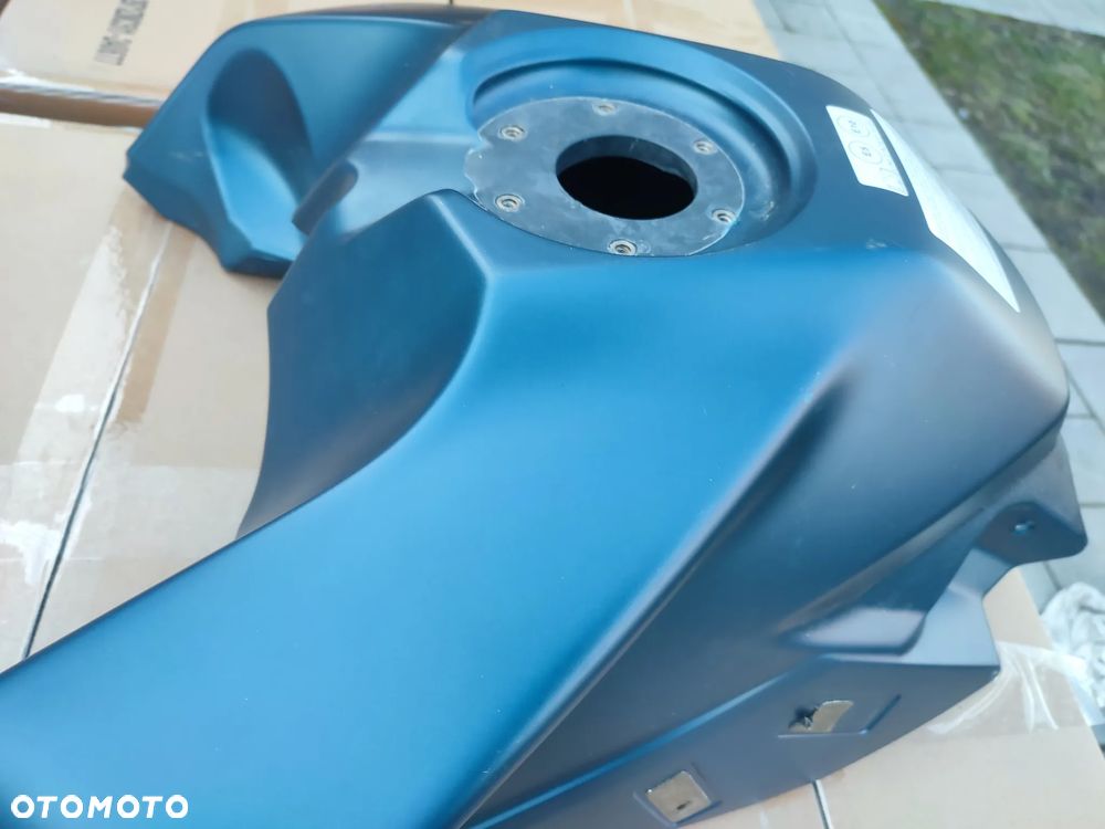 Bak, zbiornik paliwa KTM 390 Adventure - 17