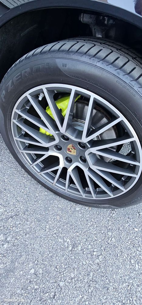 Porsche Cayenne - 13