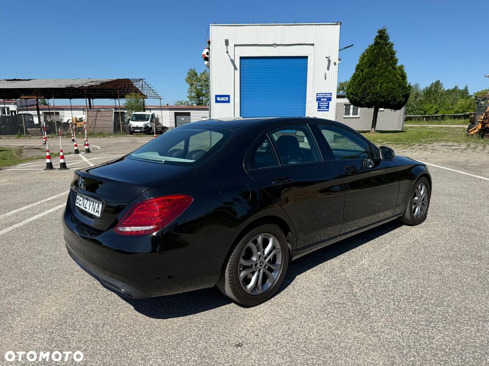Mercedes-Benz Klasa C 180 7G-TRONIC Exclusive - 8