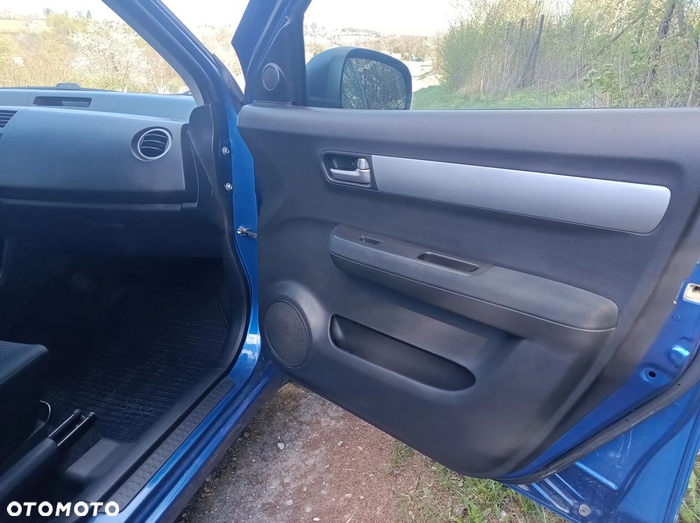 Suzuki Swift 1.3 Comfort dance - 12