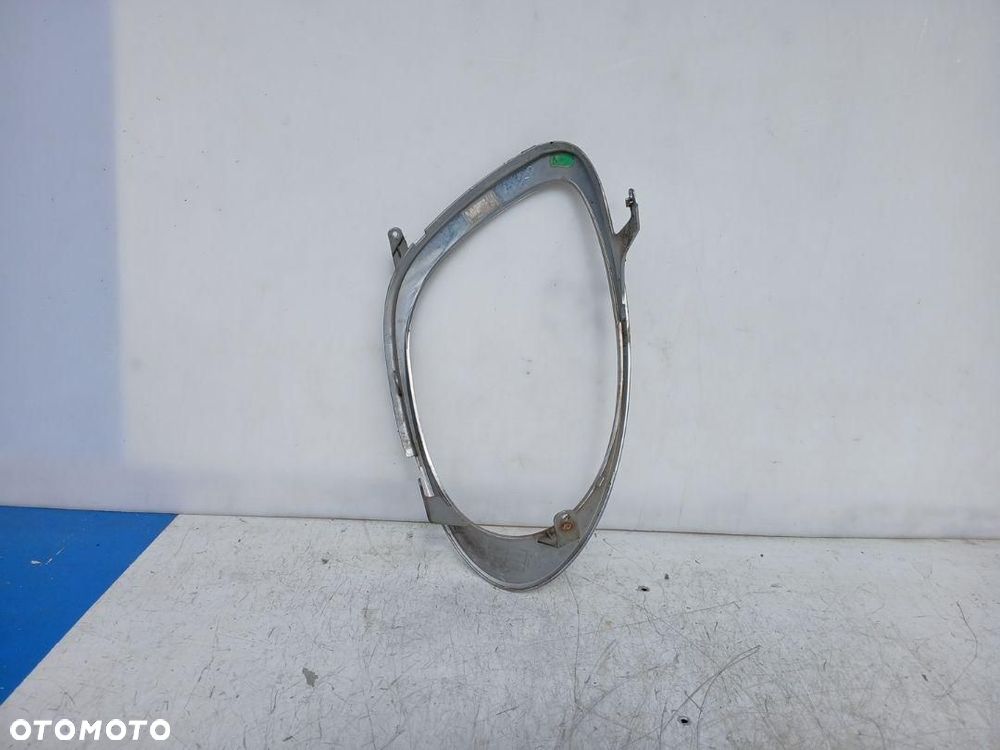 RAMKA DECOR CHROM LAMPY PRZÓD REFLEKTORA PRAWA ALFA ROMEO MITO 156082373 - 2