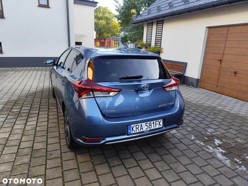 Toyota Auris 1.8 HSD Luna - 9