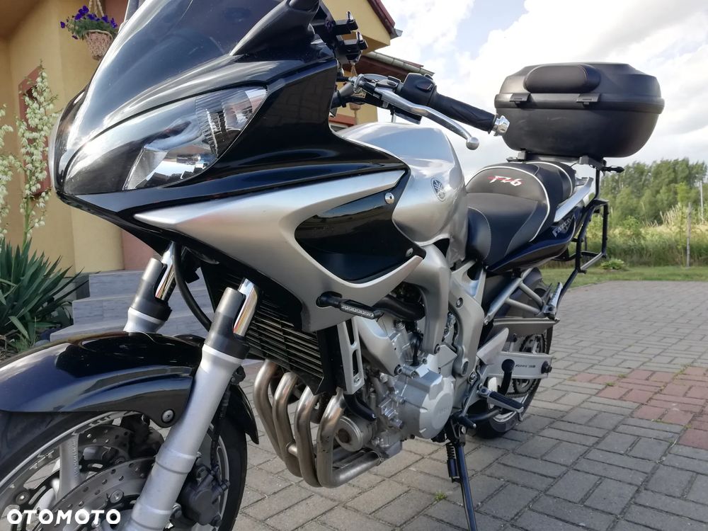 Yamaha FZ6 - 11