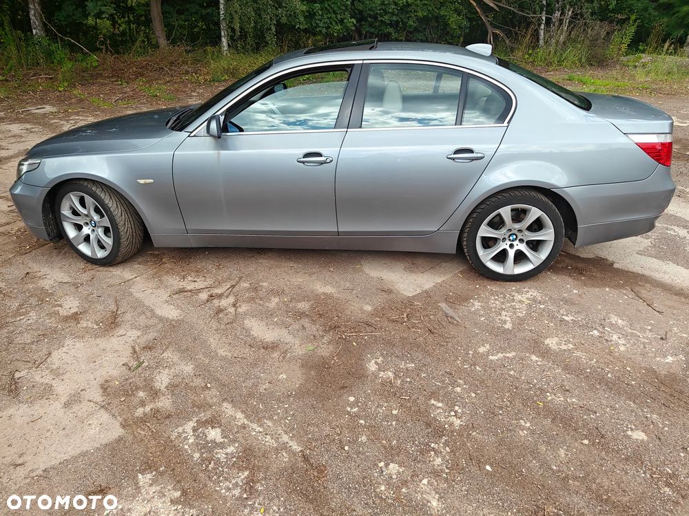 BMW Seria 5 523i - 3