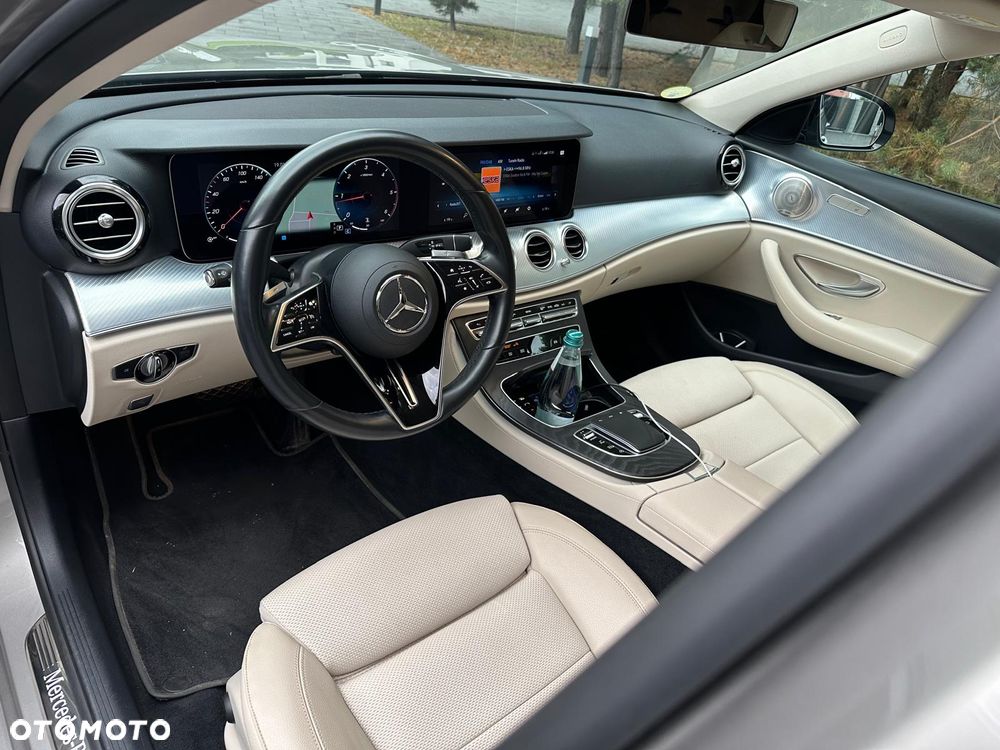 Mercedes-Benz Klasa E 220 d 9G-TRONIC Avantgarde - 4