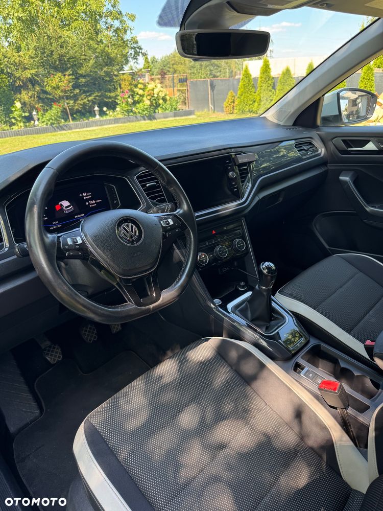 Volkswagen T-Roc 1.6 TDI SCR DPF Advance - 24