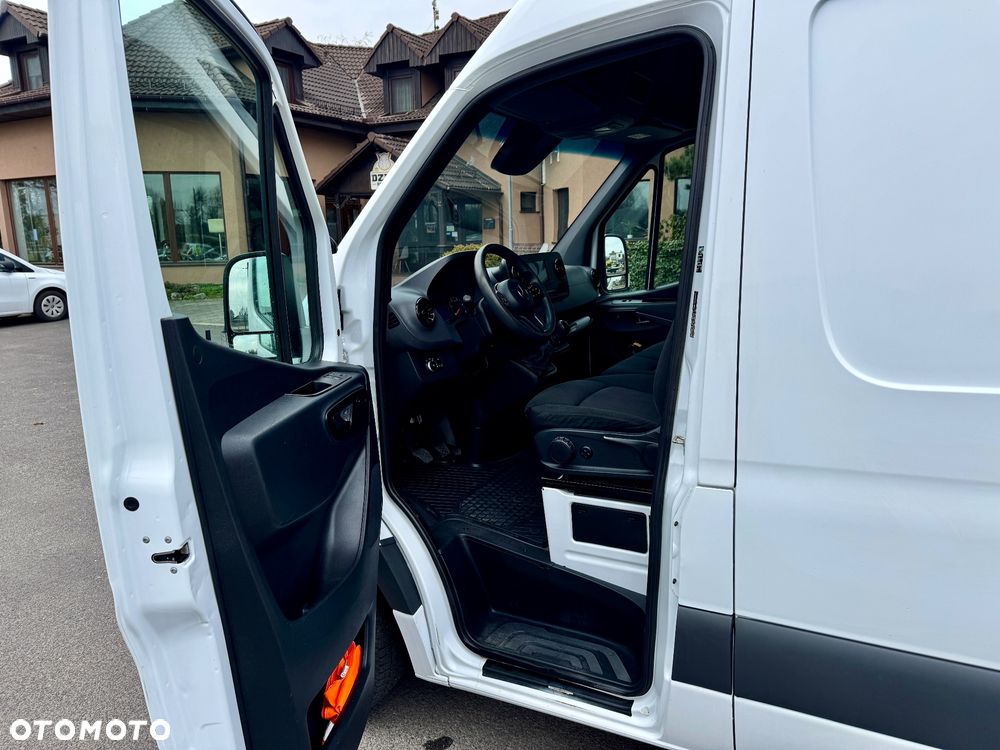 Mercedes-Benz Sprinter 214 CDI Średni Wysoki - 13