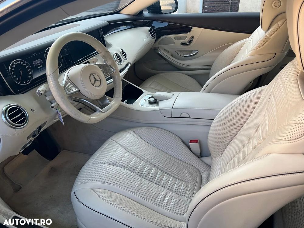 Mercedes-Benz S 400 4MATIC Coupe Aut - 32