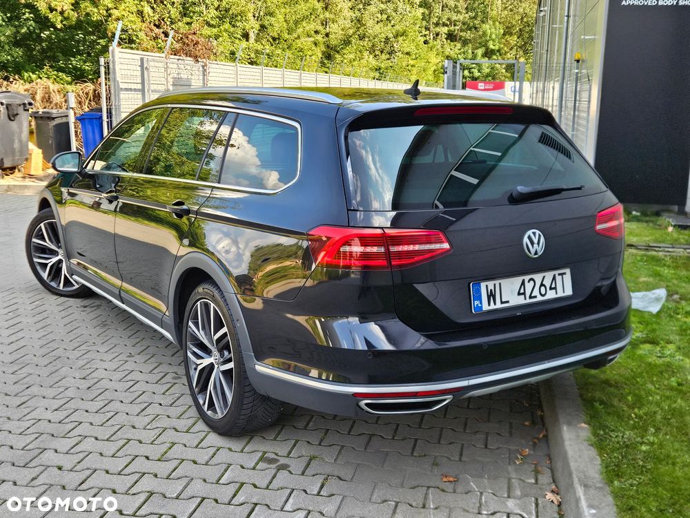 Volkswagen Passat Variant 2.0 TDI SCR 4Motion DSG Highline - 39