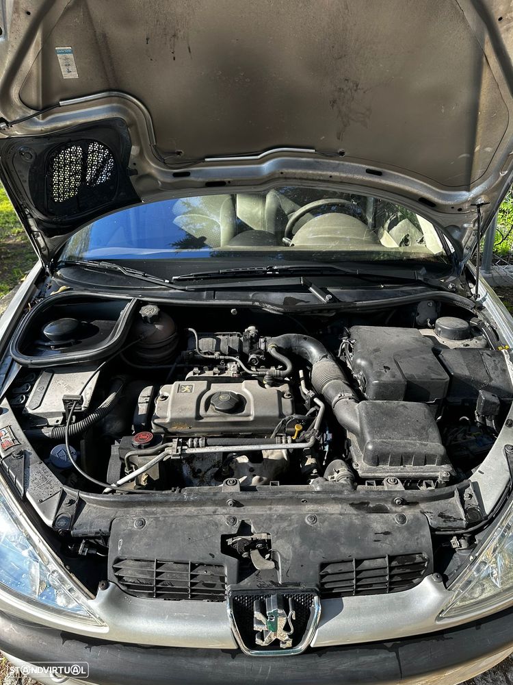 Peugeot 206 1.1 XT - 2