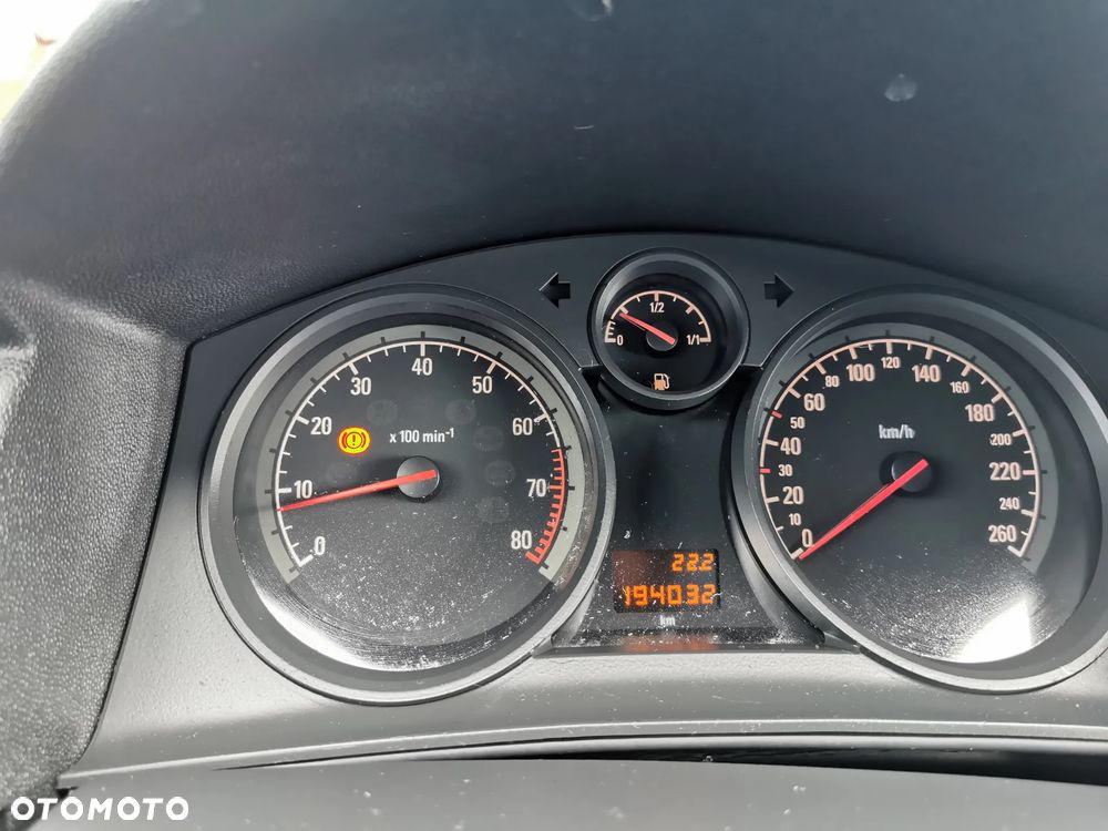 Opel Astra 1.6 Innovation - 17