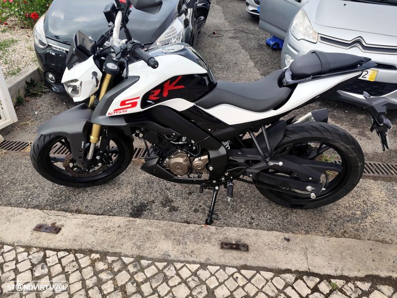 QJ Motor SRK 125S - 2
