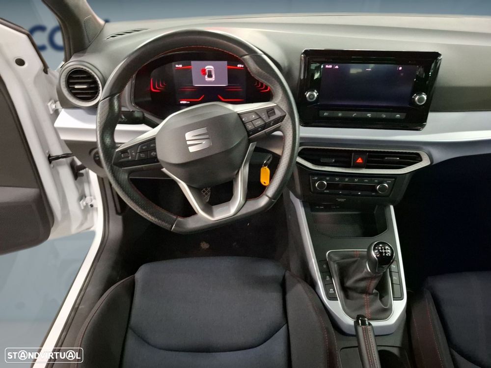 SEAT Arona 1.0 TSI FR - 13