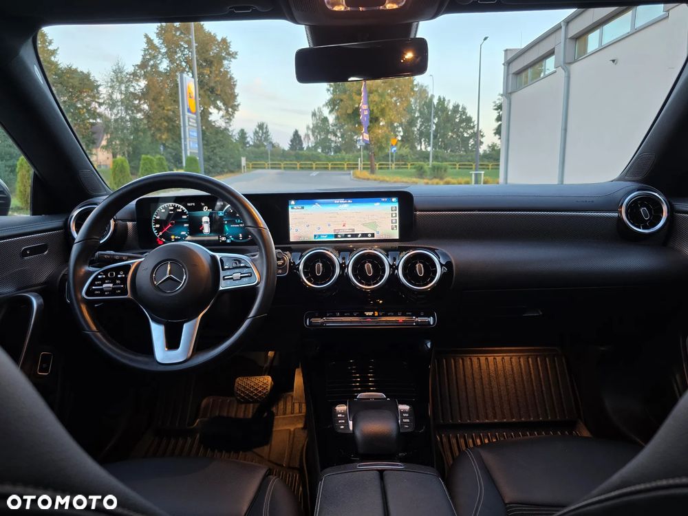 Mercedes-Benz CLA 200 d 8G-DCT Progressive - 18