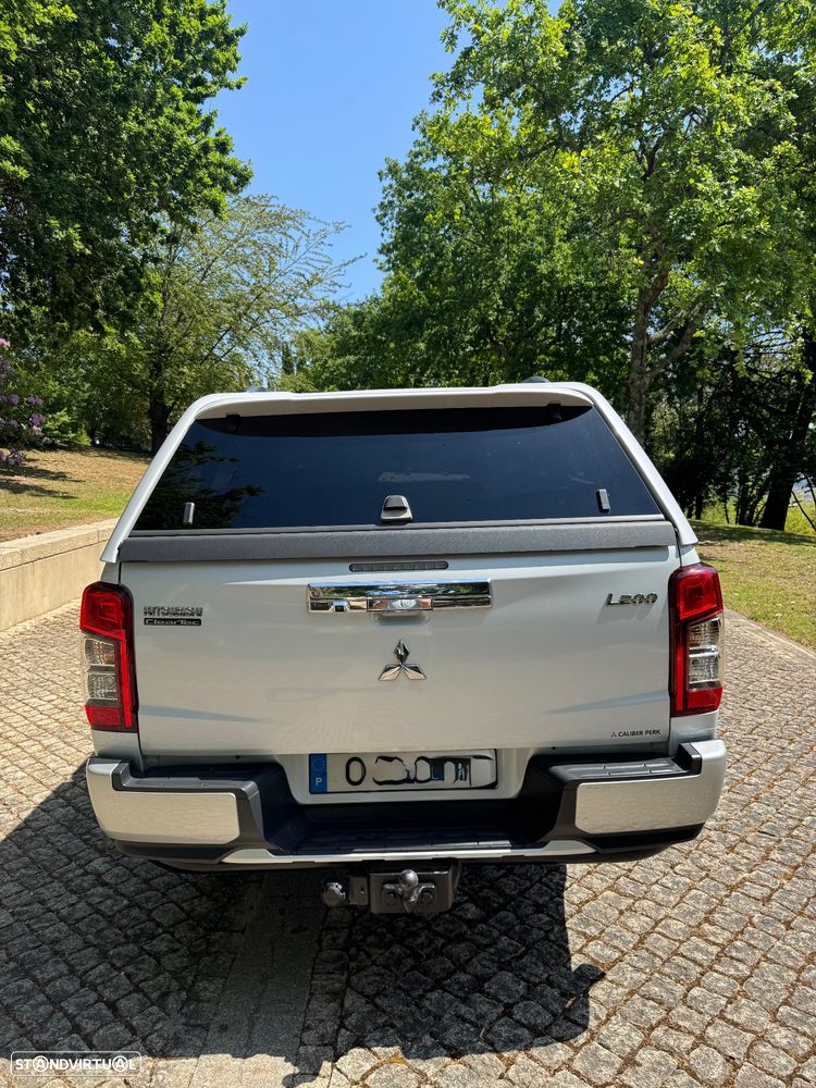 Mitsubishi L200 Pick Up 4x4 S&S Cabine Dupla Select - 5