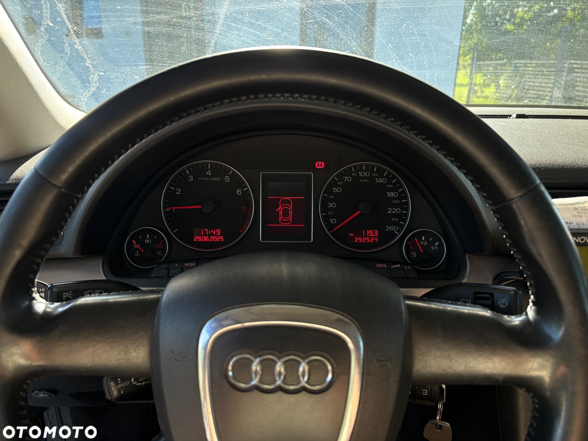 Audi A4 1.6 - 9