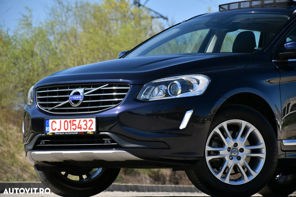 Volvo XC 60 D5 AWD Geartronic Summum - 17