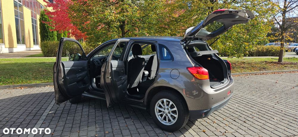 Mitsubishi ASX - 4