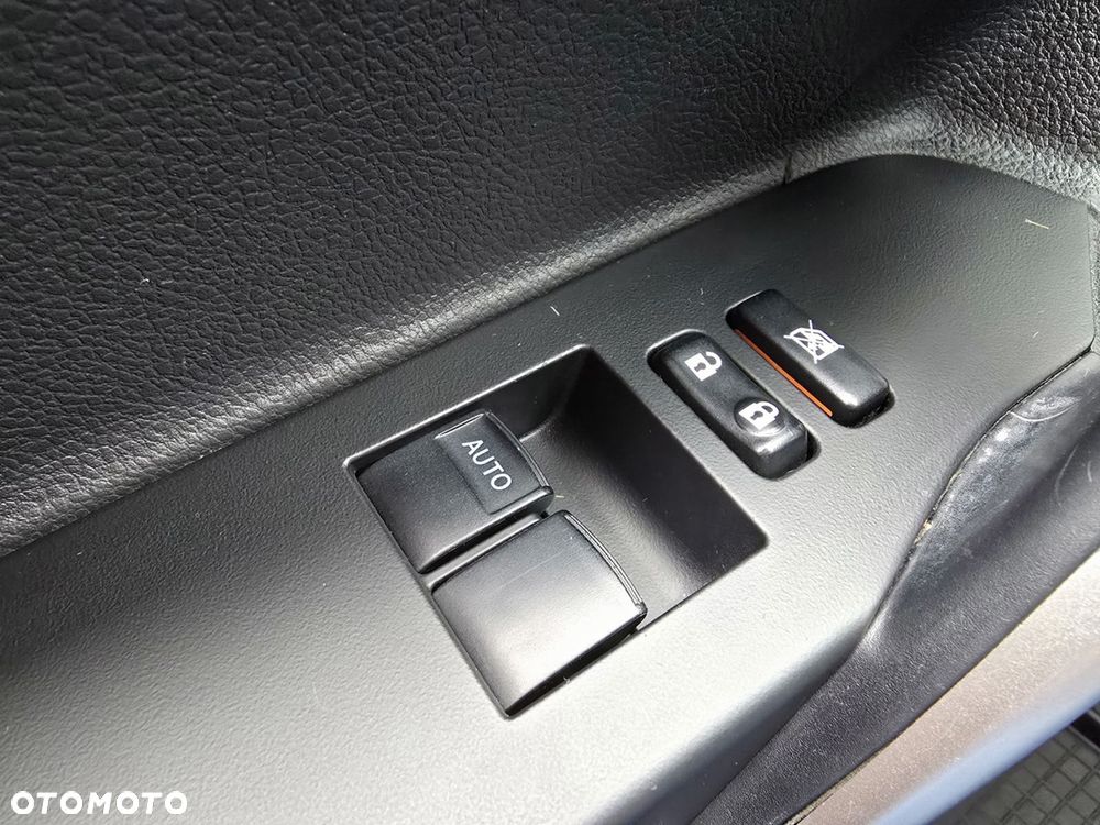 Toyota Auris - 16