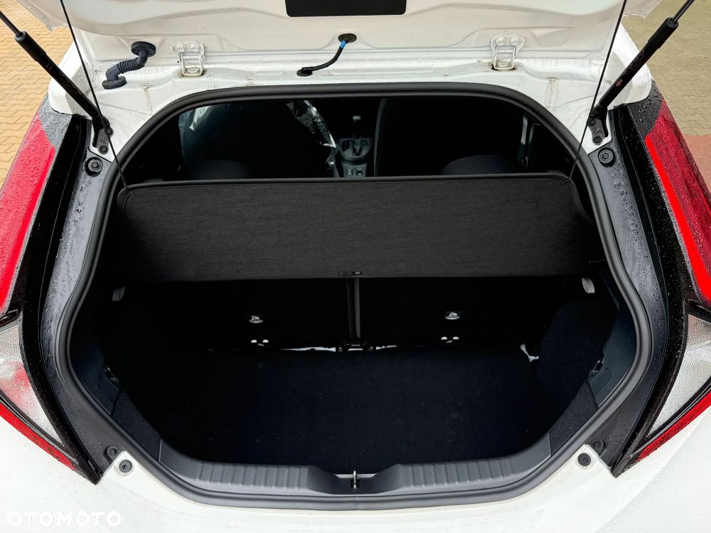 Toyota Aygo X - 11