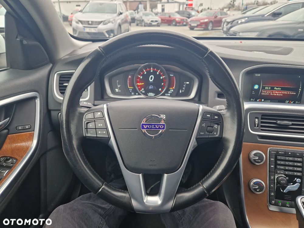 Volvo S60 - 16