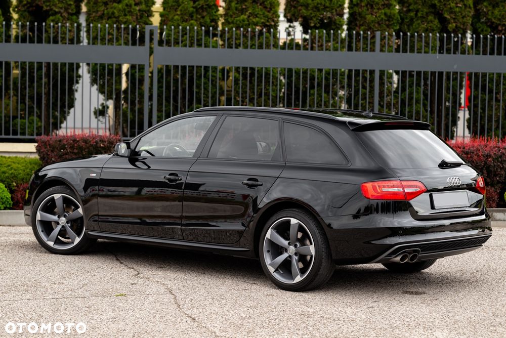 Audi A4 Avant 2.0 TDI DPF quattro S tronic S line Sportpaket - 11