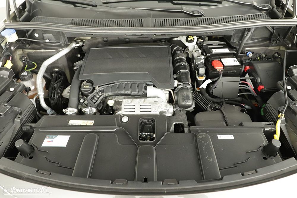 Peugeot 3008 1.2 PureTech GT EAT8 - 26