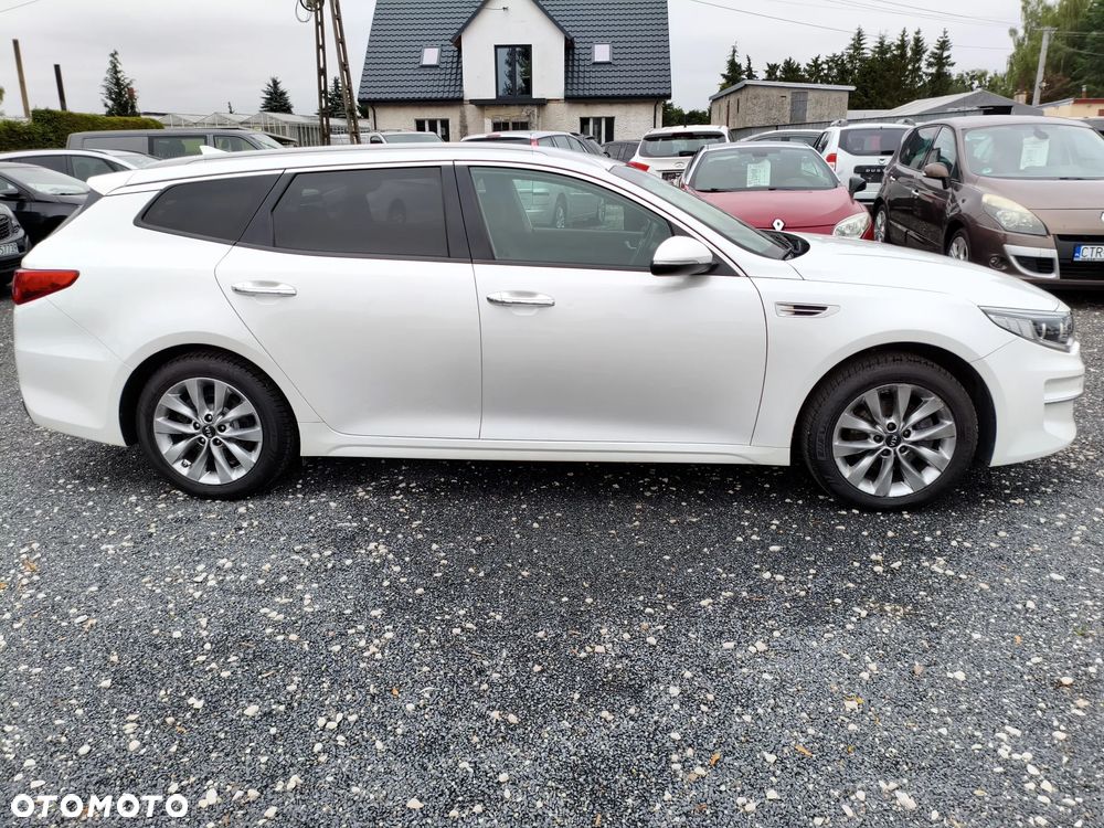 Kia Optima Sportagon 2.0 CVVL Vision - 6